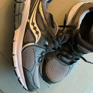Saucony Mystic Men's size 8
